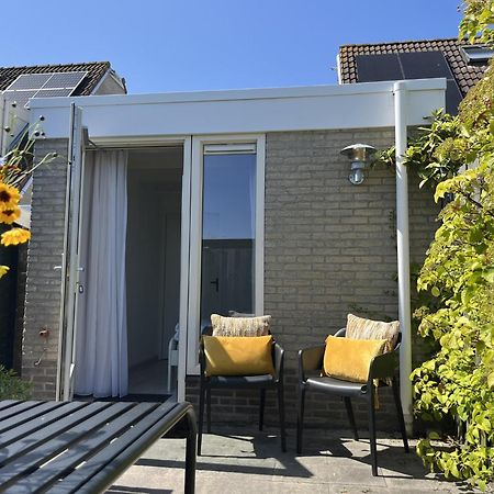 Fijne Vakantiewoning In Domburg Op Loopafstand Strand En Centrum Met Parkeerplaats Экстерьер фото
